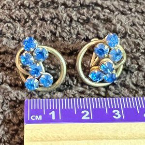 Vintage gold clip-on earrings lot - 9 pairs